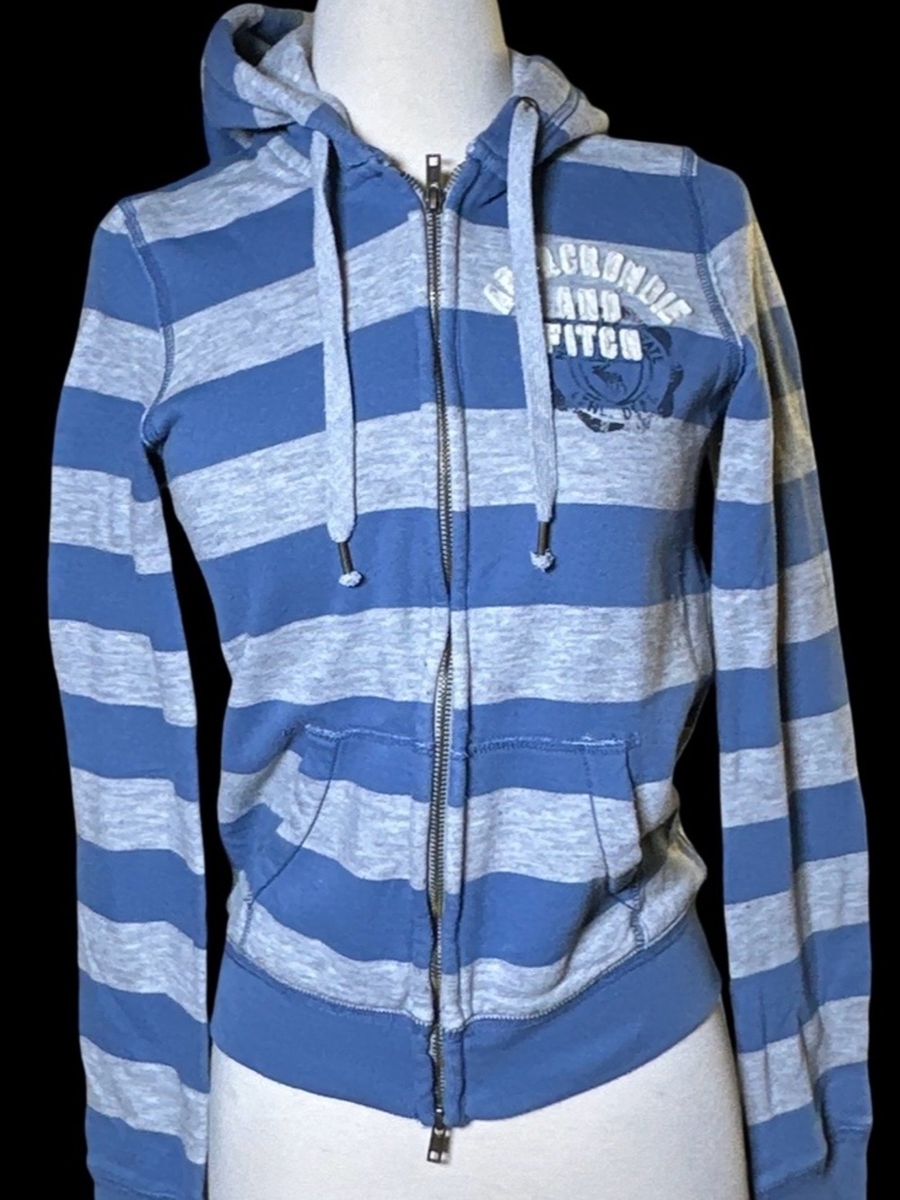 Vintage Abercrombie & Fitch Blue and Gray Striped Zip Up Hoodie Y2K - Size Small